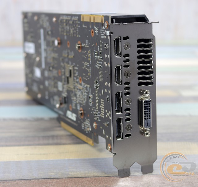 ASUS GeForce GTX 1070 TURBO (TURBO-GTX1070-8G)