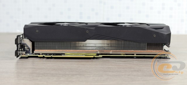 ASUS Dual GeForce RTX 2080 Ti Advanced edition