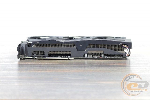 ASUS ROG STRIX GeForce RTX 2080 Ti Advanced edition