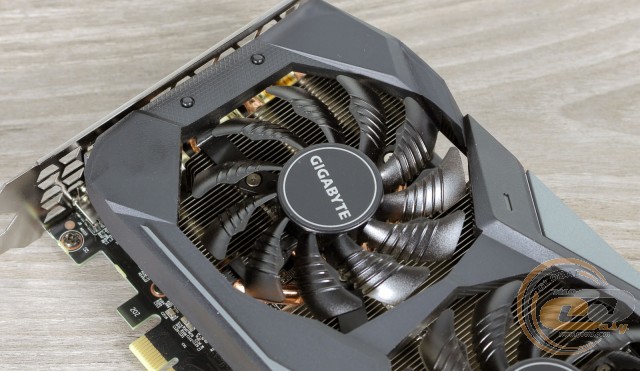 GIGABYTE GeForce RTX 2060 SUPER GAMING OC 8G