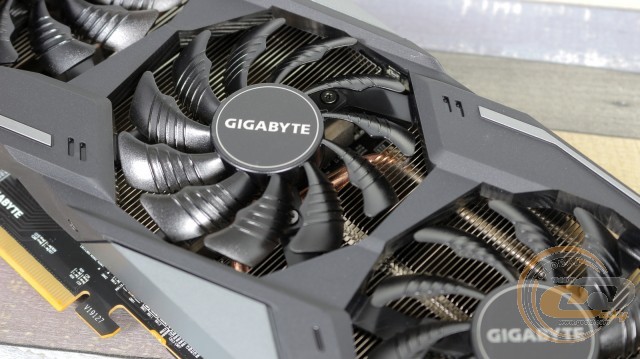 GIGABYTE Radeon RX 5500 XT GAMING OC 8G