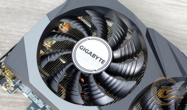 GIGABYTE GeForce RTX 3070 GAMING OC 8G