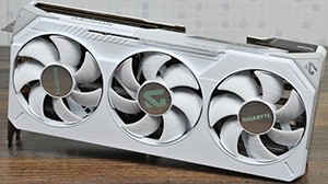 Огляд GIGABYTE Radeon RX 9070 XT GAMING OC ICE 16G: високопродуктивна відеокарта у світлому дизайні